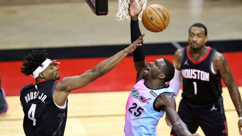 火箭总教练临时离职，队内气氛紧张