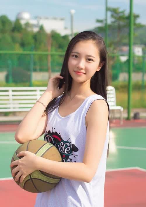 沙漠风暴与南美孤胆,2026世界杯A组,尼日利亚用碾压式快攻撕裂智利,苏亚雷斯独木难支却光芒万丈